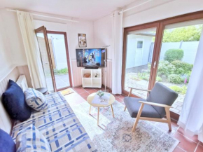 Obj 47 Ferienbungalow für 2 Personen WLAN Terrasse ca 300 m zum Strand